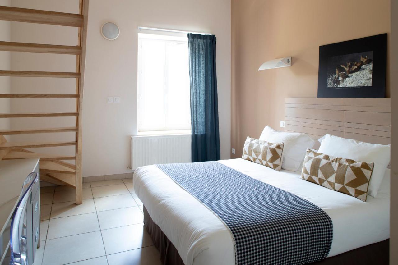Auberge Des Baronnies LʼÉpine 外观 照片